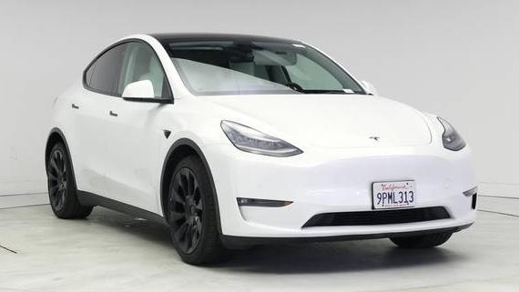 TESLA MODEL Y 2021 5YJYGDEE4MF151862 image
